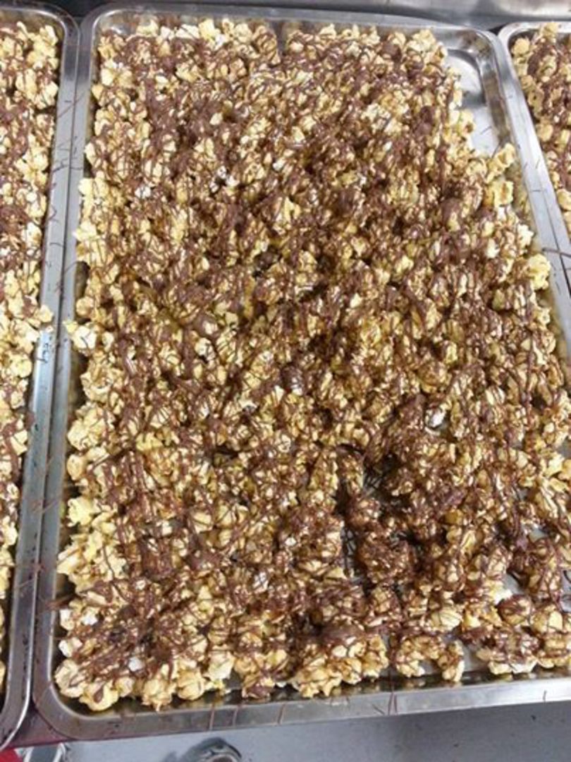 Chocolate Caramel Popcorn image 1