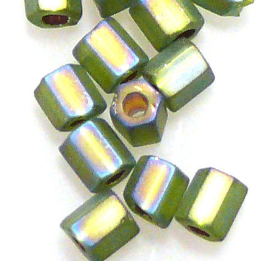 Matsuno size 8 hex: F650 - Frosted Green Shimmer, silver lined (7 grams) image 0