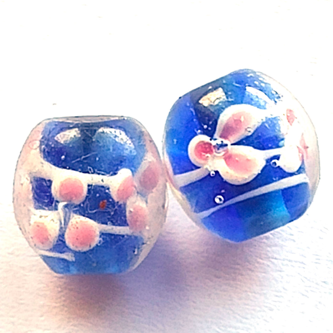 Indian Lampwork Round: Blue with pink flower pattern and white swirls (approx.15mm x 13mm) image 0
