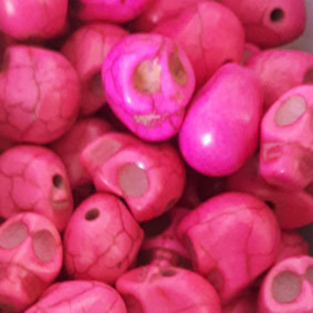 Howlite Skull: Small - Pink image 0