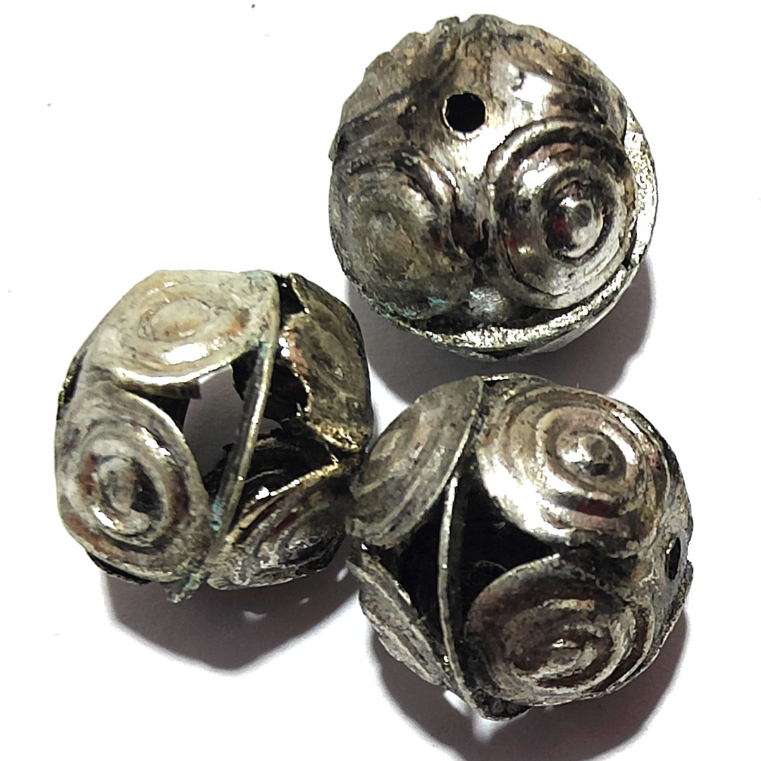 Indian Metal Bead 7: Open Circle Bead (18mm) image 0