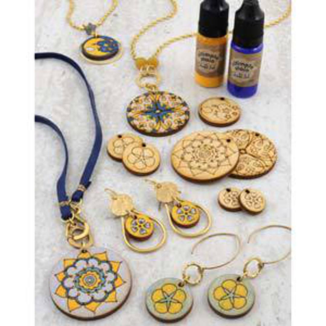Wooden Jewellery Pop Out 046: Sun and Moon Panel (6.8 x 9.6cm) image 2