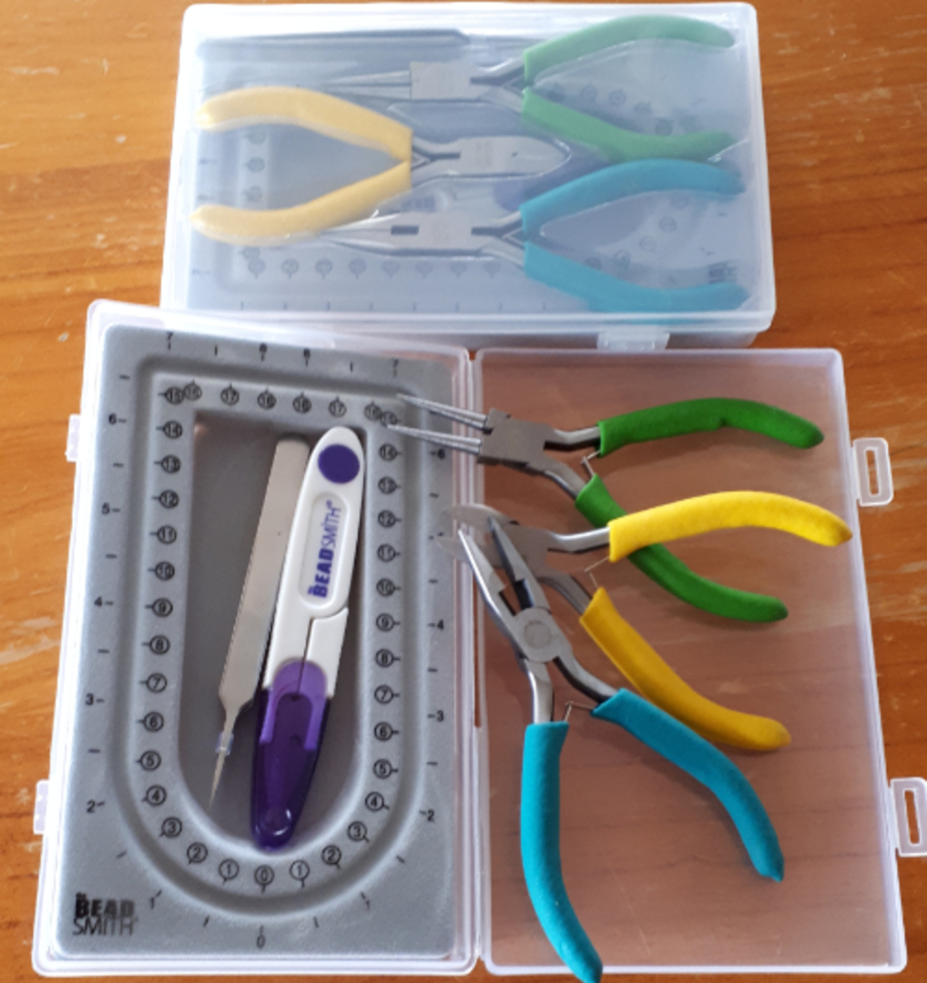 Tool Starter Pack 5:  Travel Box Set, with mat, clamp, scoop image 1