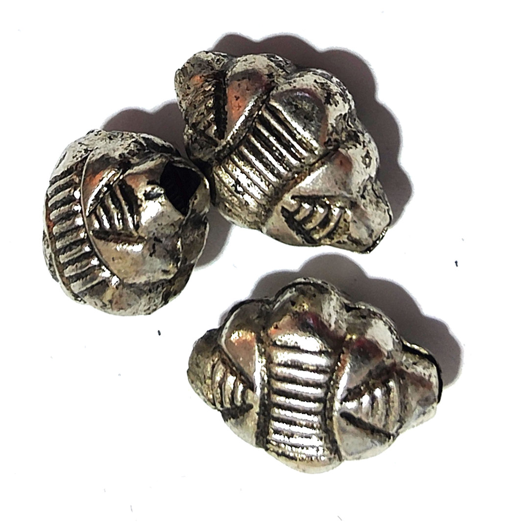 Indian Metal Bead 10: Striped Cloud Oval (10 x 18mm) image 0