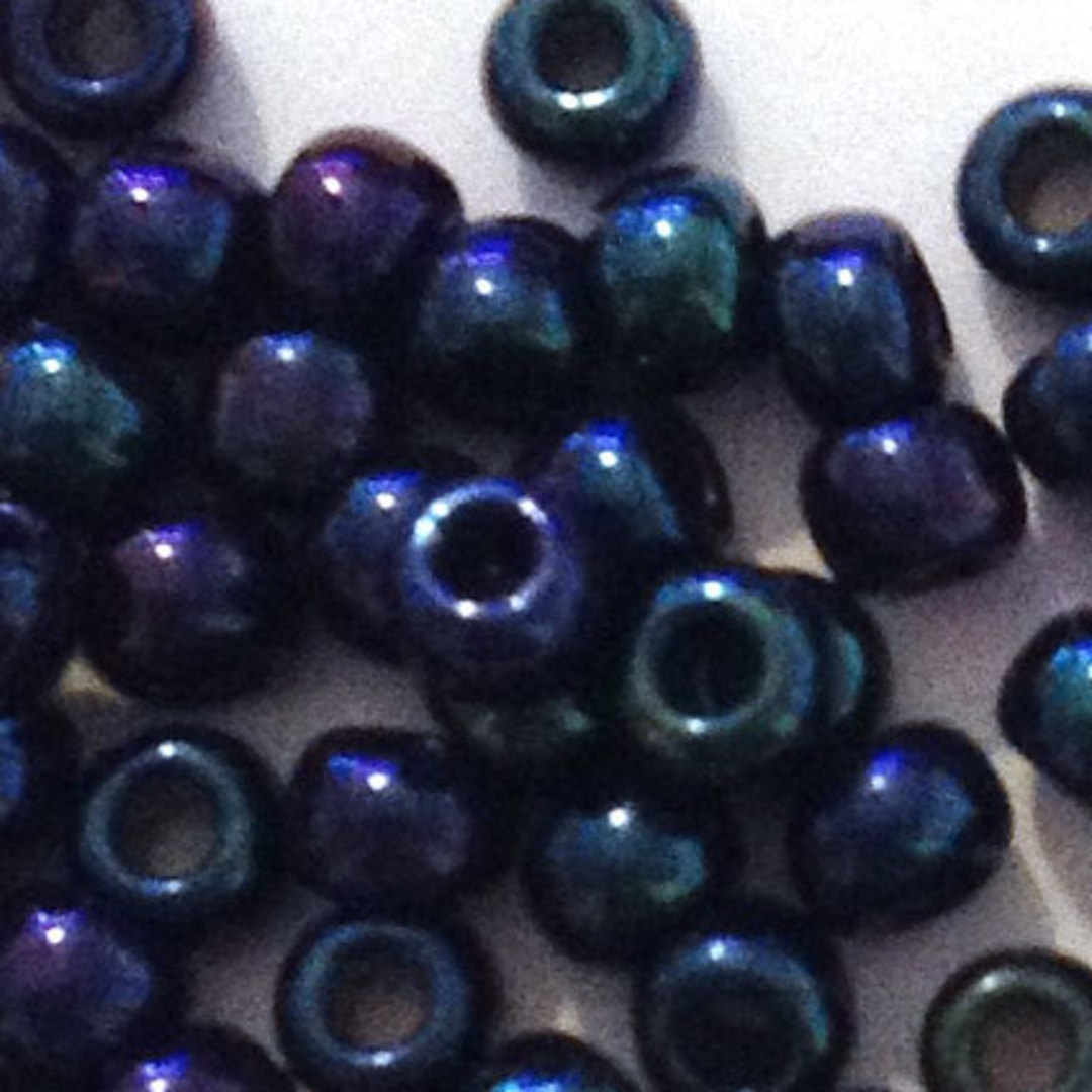 Toho size 8 round: 452 - Deep Blue Iris Shimmer (7 grams) image 1