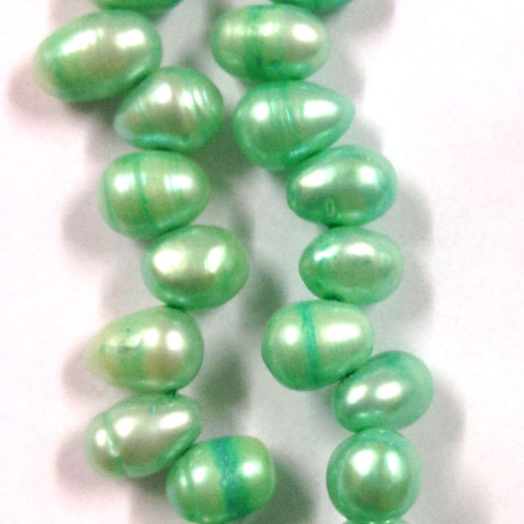 40cm Freshwater Pearl Strand: Mint Green oval, 6 x 10mm image 0