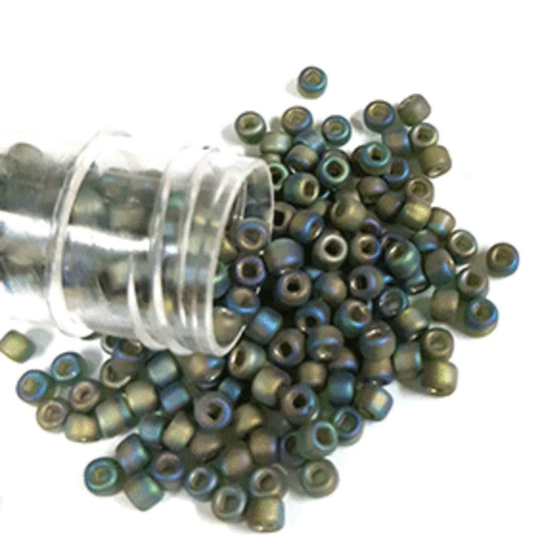 Matsuno size 8 round: F650 - Frosted Green Shimmer, silver lined (7 grams) image 0