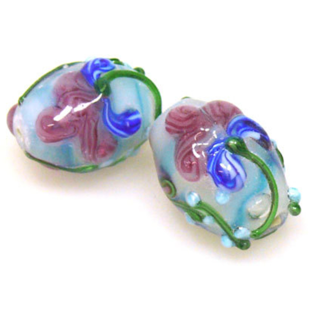Chinese Lampwork Oval (15 x 20mm): Blue and white with flowers image 0