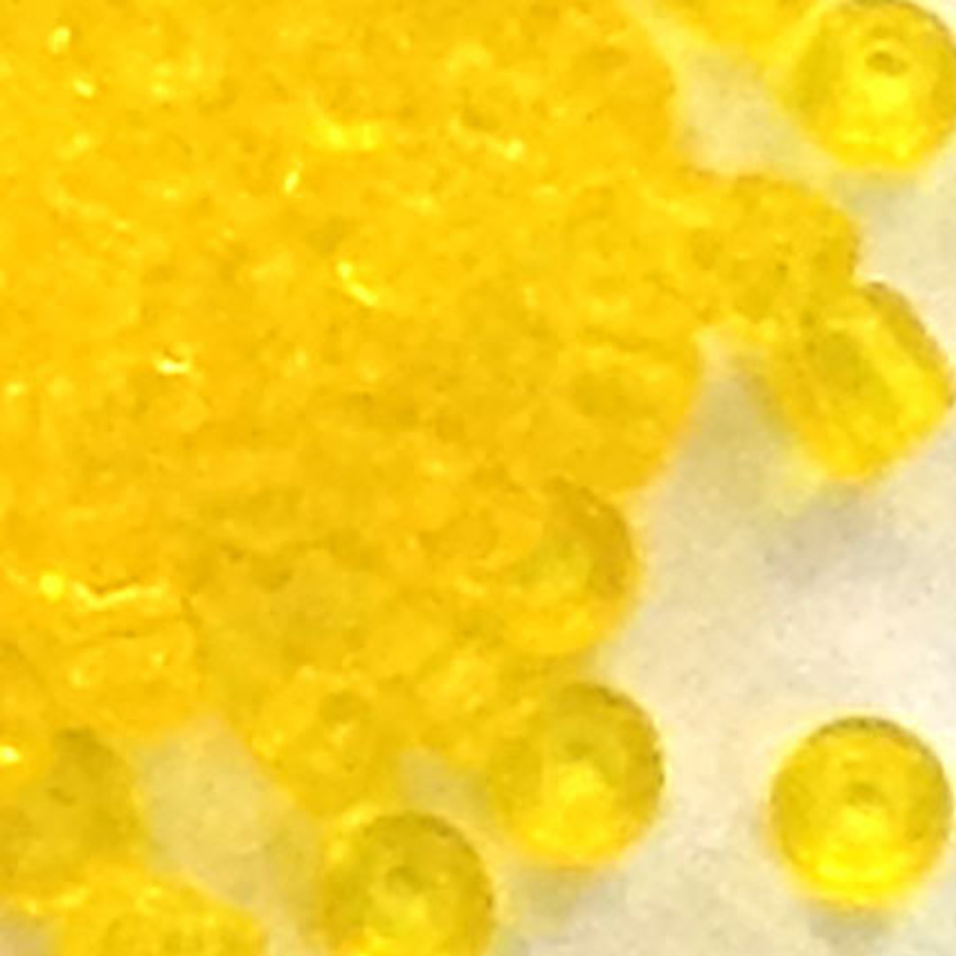 Matsuno size 11 round: 136 - Bright Yellow, transparent (7 grams) image 0