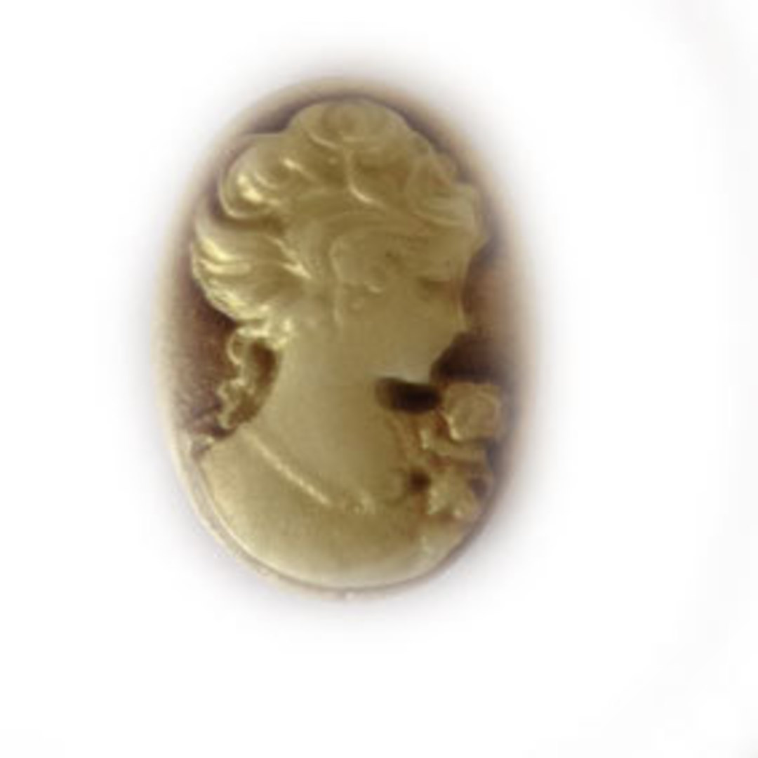 Cameo Cabochon: Brown and ivory oval 18x24mm, classical style female head image 0