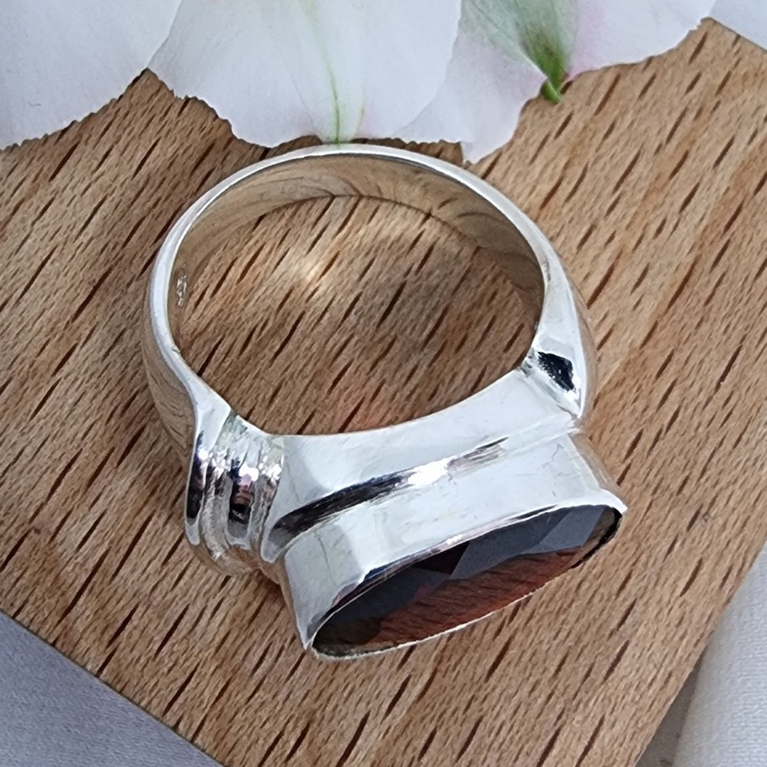 Silver ring with large oval garnet image 2