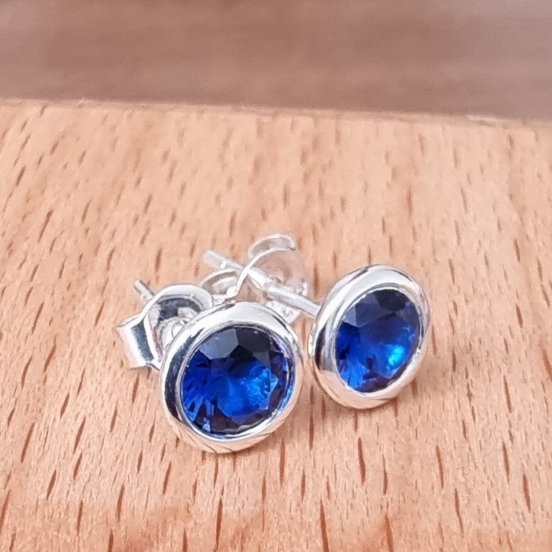 Deep blue silver stud earrings image 1