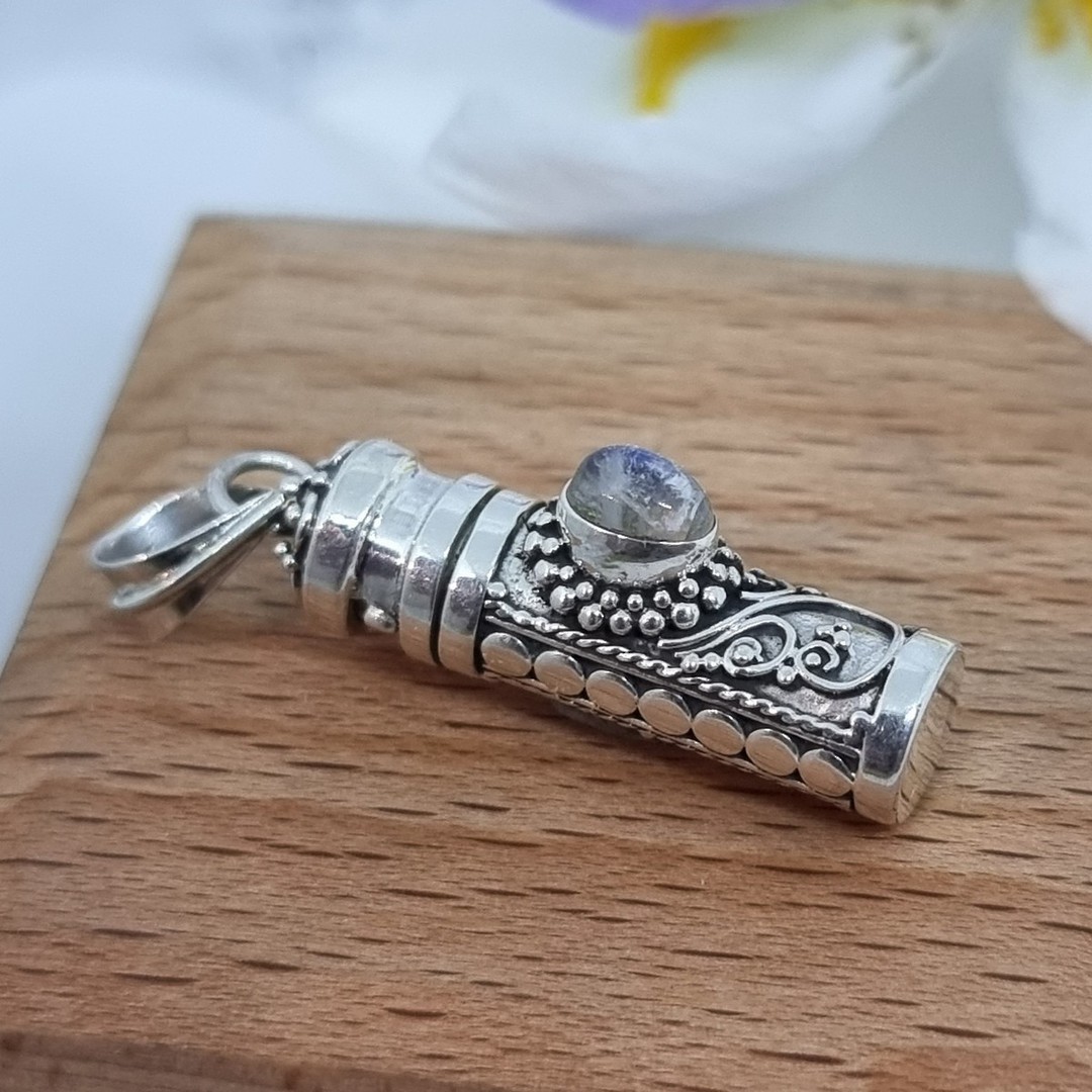 Silver filigree silver prayer box pendant with moonstone image 3