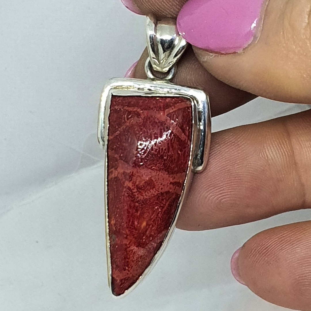 Sterling silver red coral pendant image 3