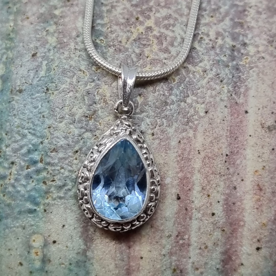 Sterling silver teardrop blue topaz pendant image 2