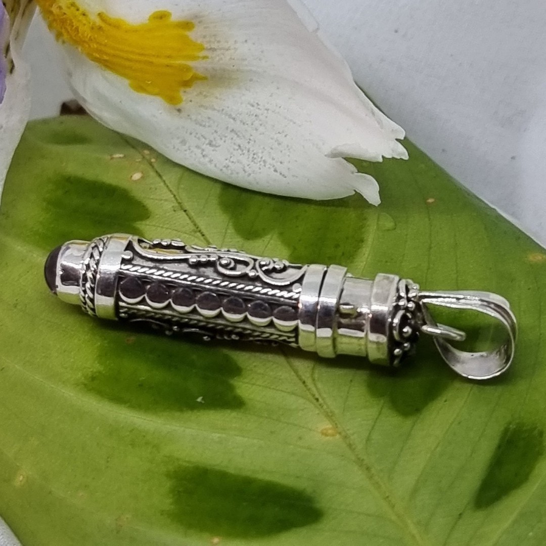 Silver filigree silver prayer box pendant with amethyst image 3