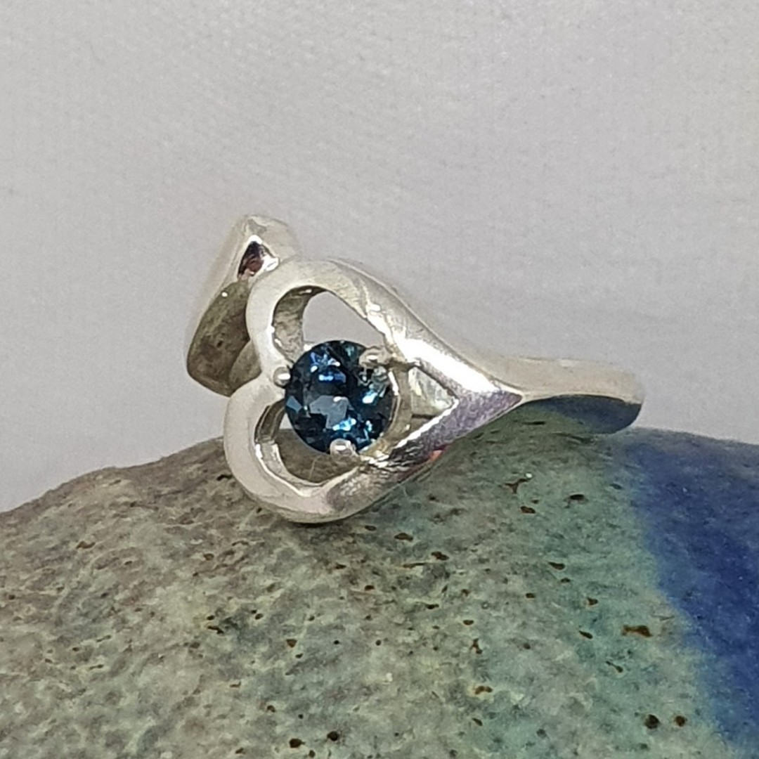 Blue gemstone heart ring - Made in NZ image 2