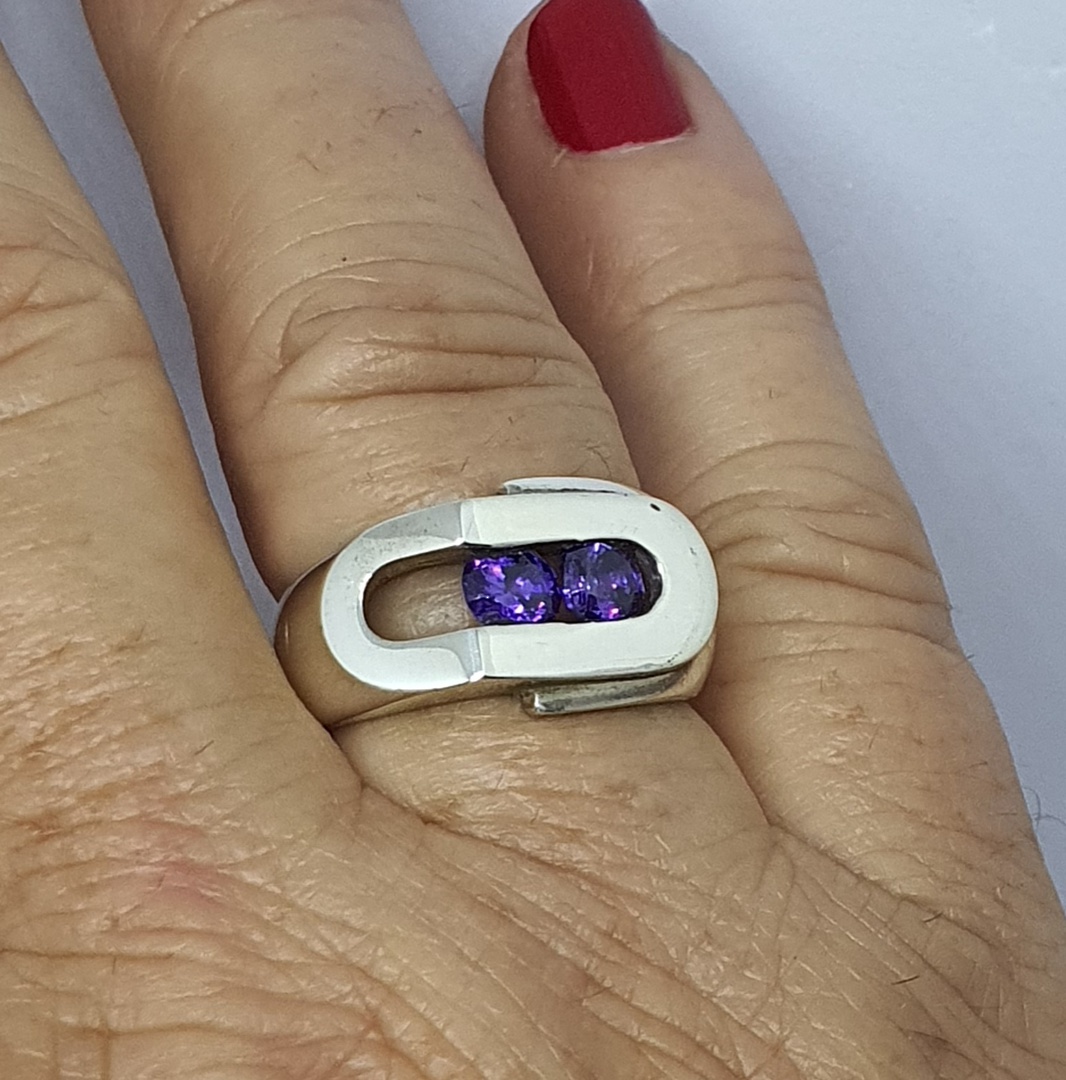 Chunky sterling silver ring with sparkling purple gemstones image 1