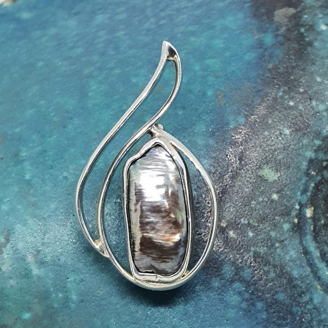 Sterling silver fresh water pearl pendant image 0