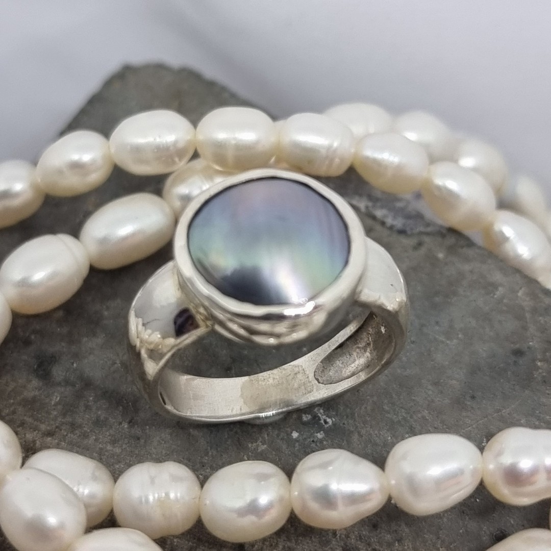 Chunky silver pearl ring, made in NZ image 0