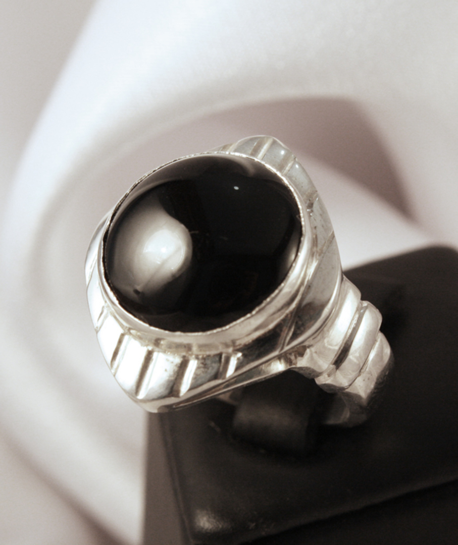 Large Silver Onyx Ring | Made in NZ image 1
