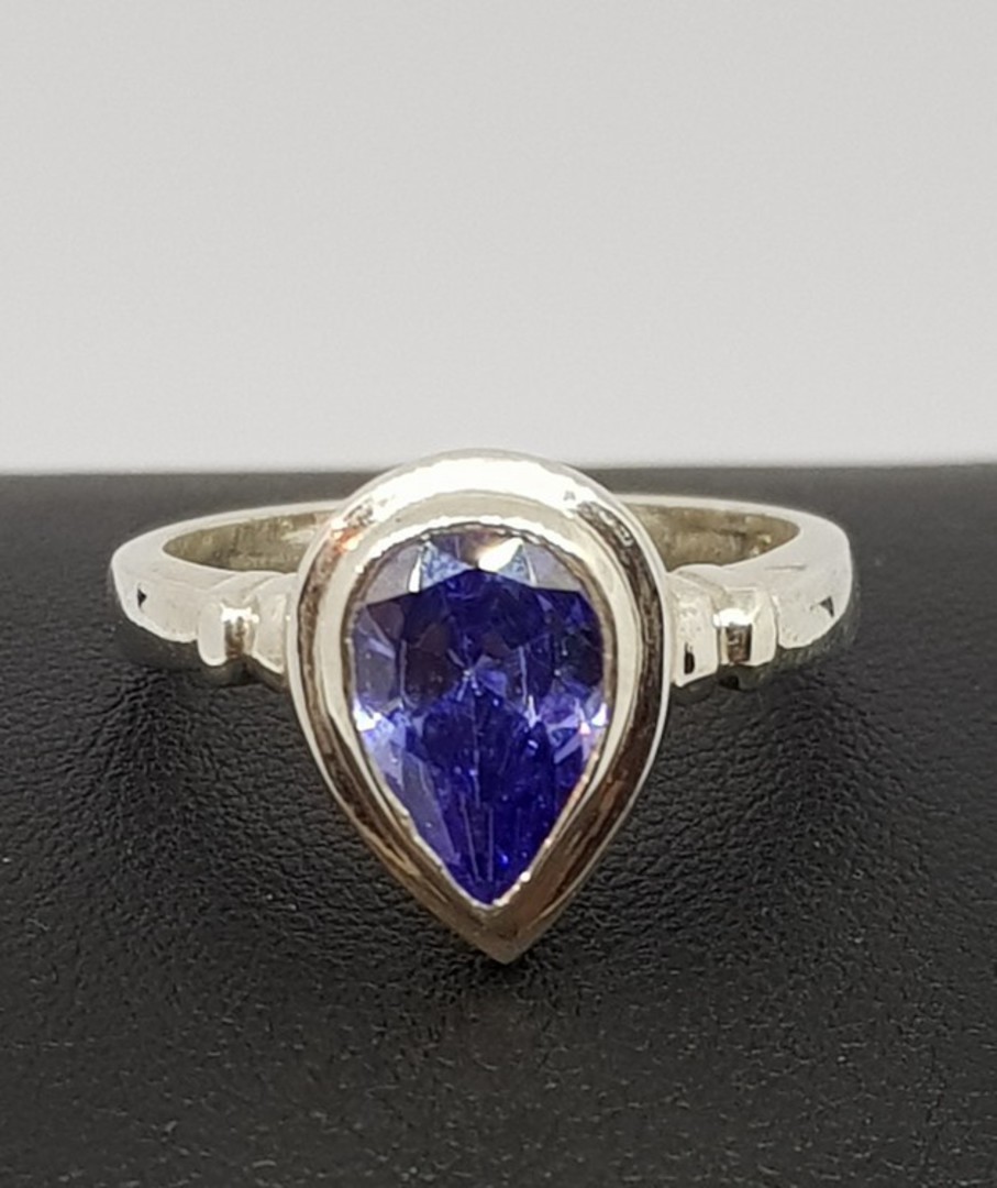 Sterling silver synthetic tanzanite ring image 0