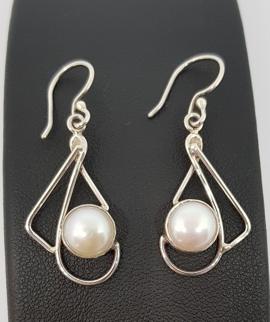 Silver pearl earrings with open silver frame image 1