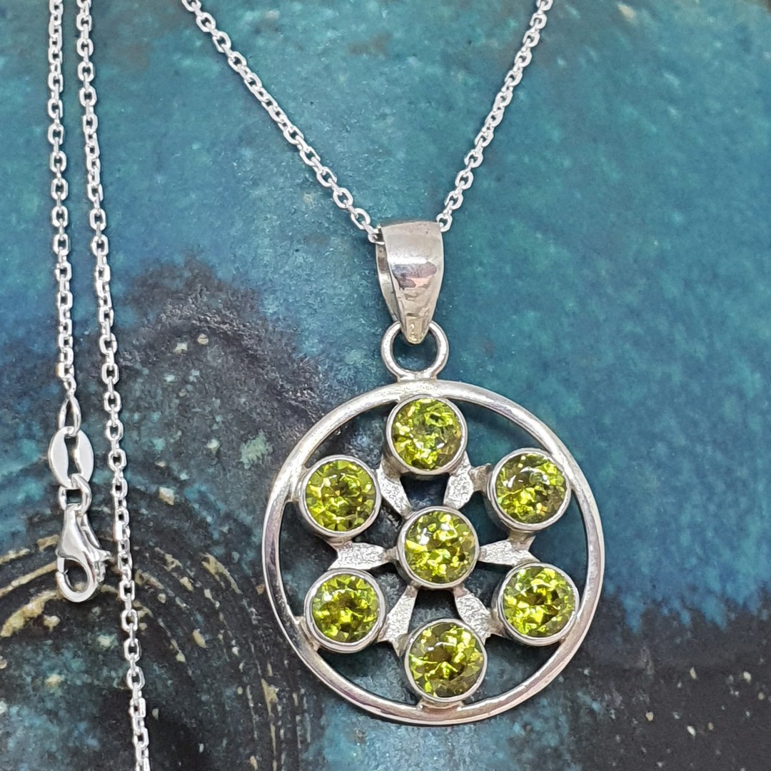 Sterling silver green peridot pendant image 1