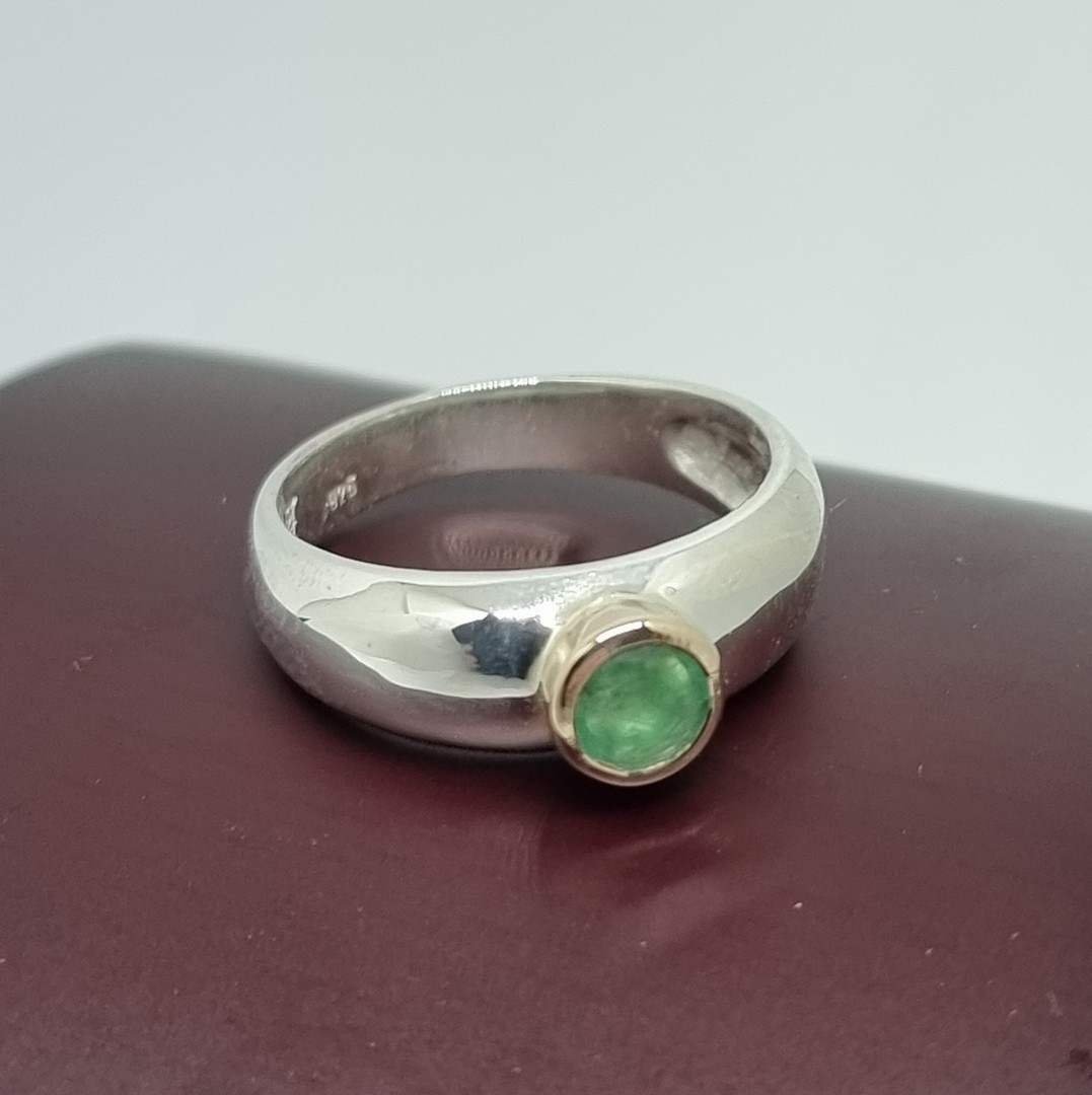 Silver ring with natural emerald in 9ct gold setting image 4