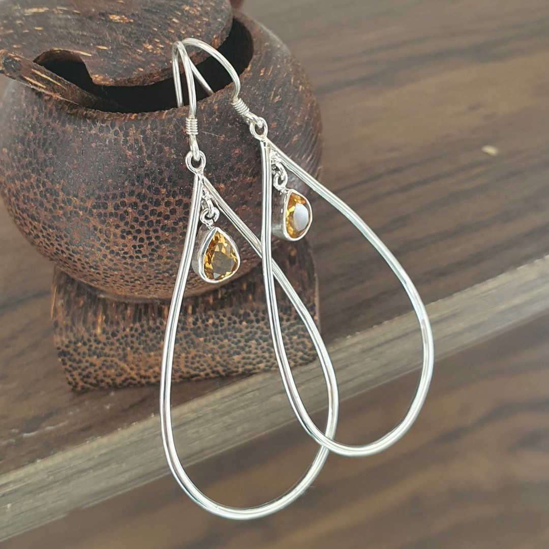 Oval silver hook earrings with citrine image 1