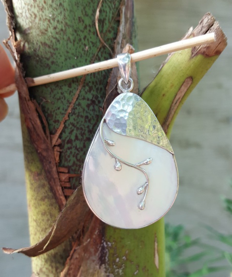Mother of pearl sterling silver pendant image 2
