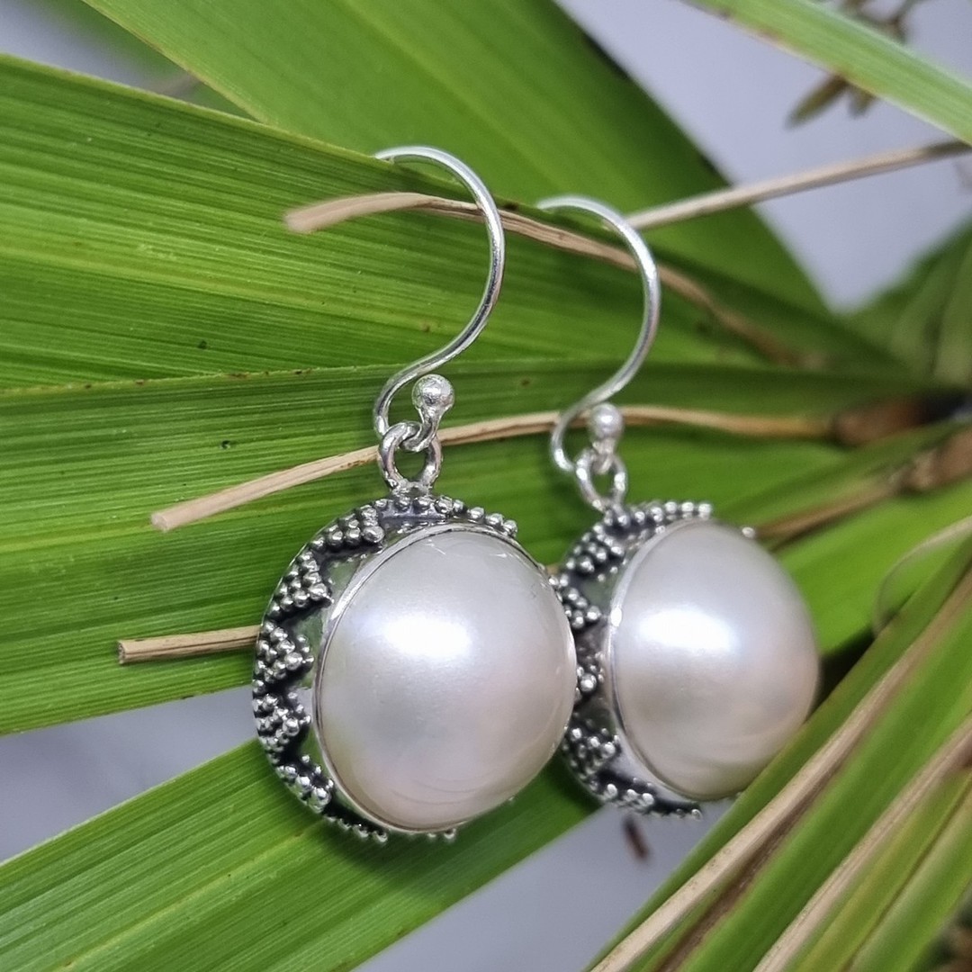 Silver white pearl earrings image 0