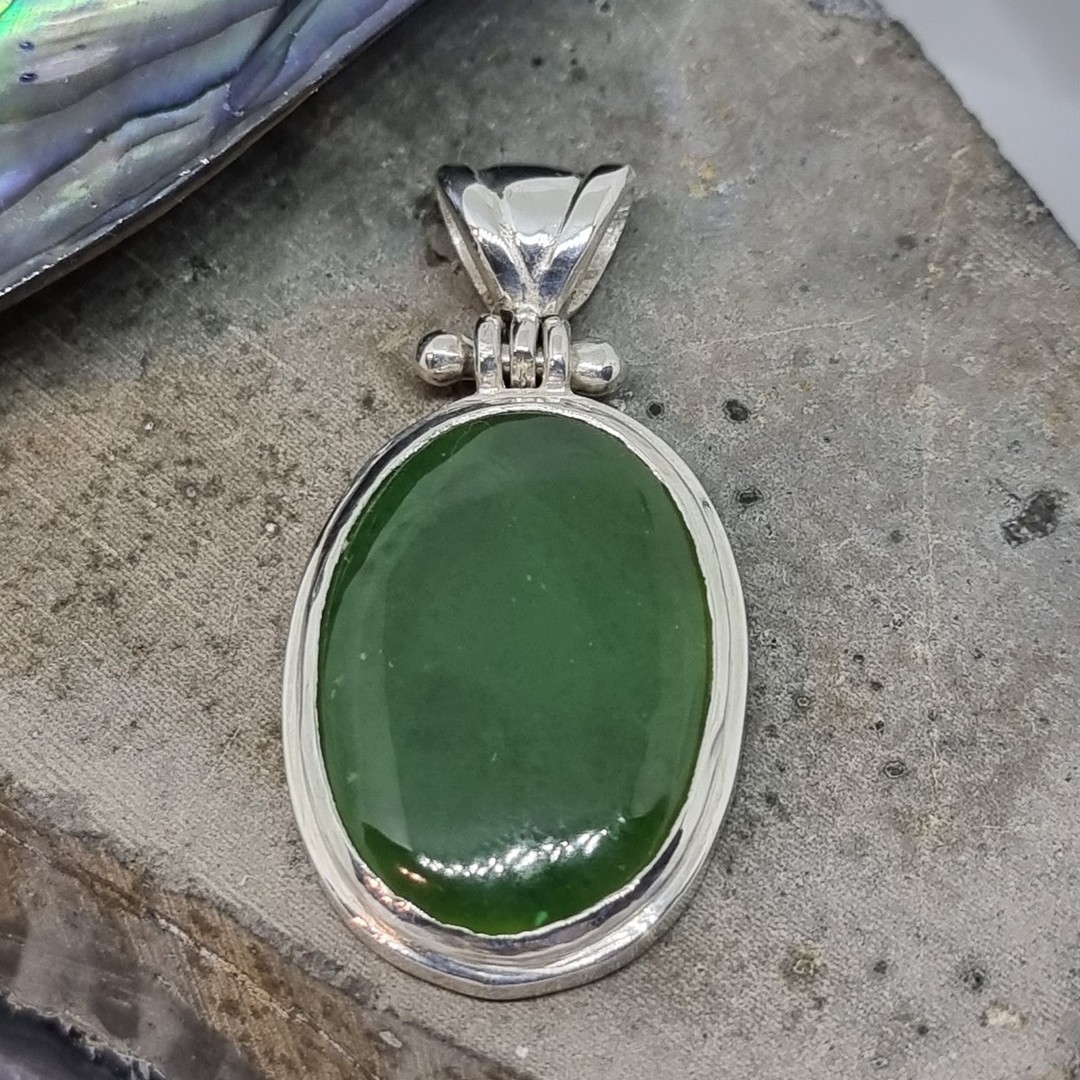 Made in NZ silver greenstone pendant image 0
