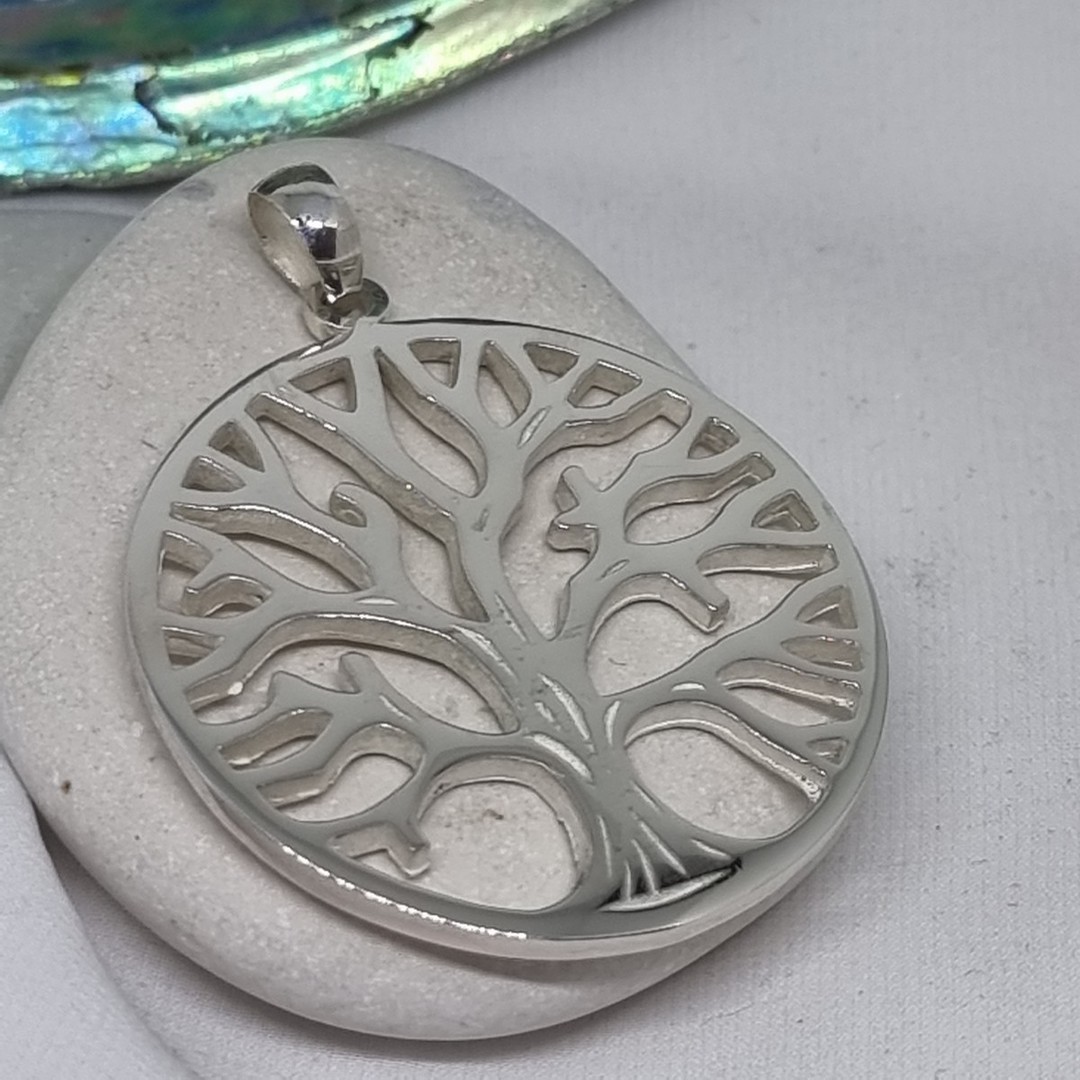 Large sterling silver tree of life pendant image 4