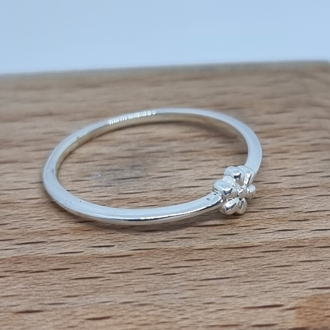 Sterling silver daisy stacking ring image 0