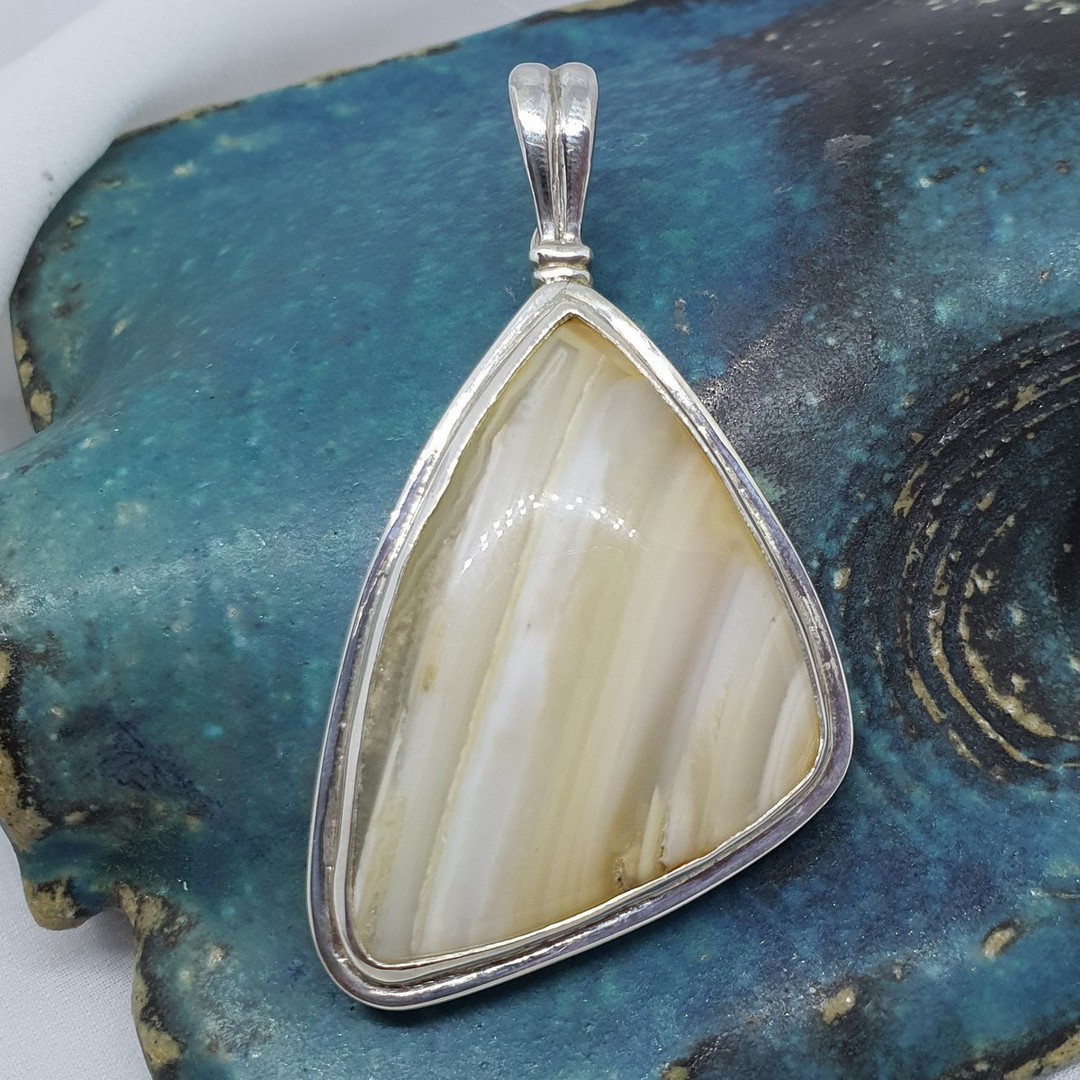 Sterling silver natural agate pendant image 0