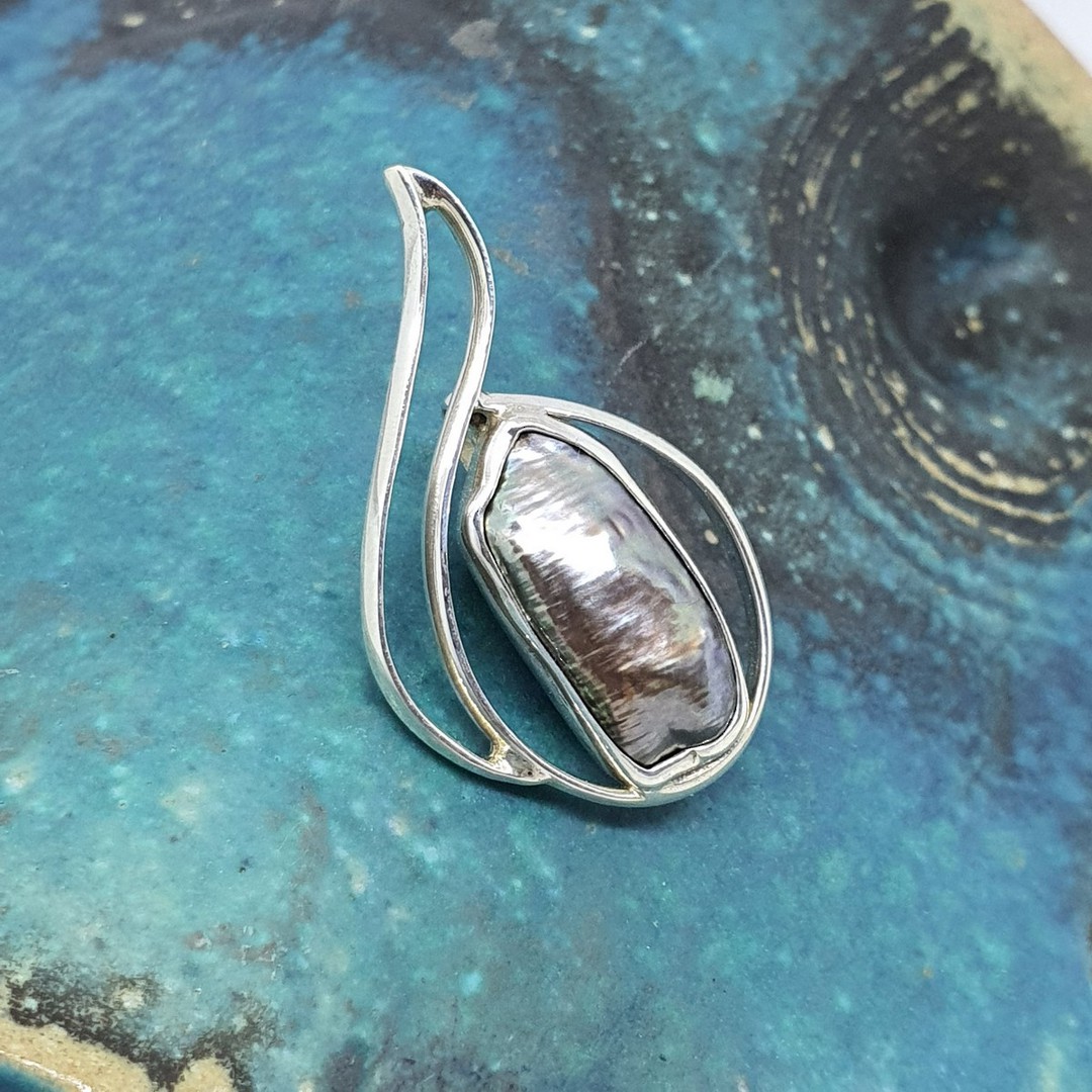 Sterling silver fresh water pearl pendant image 1