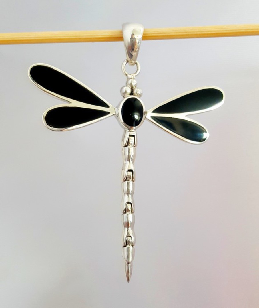 Black shell silver dragonfly pendant image 2