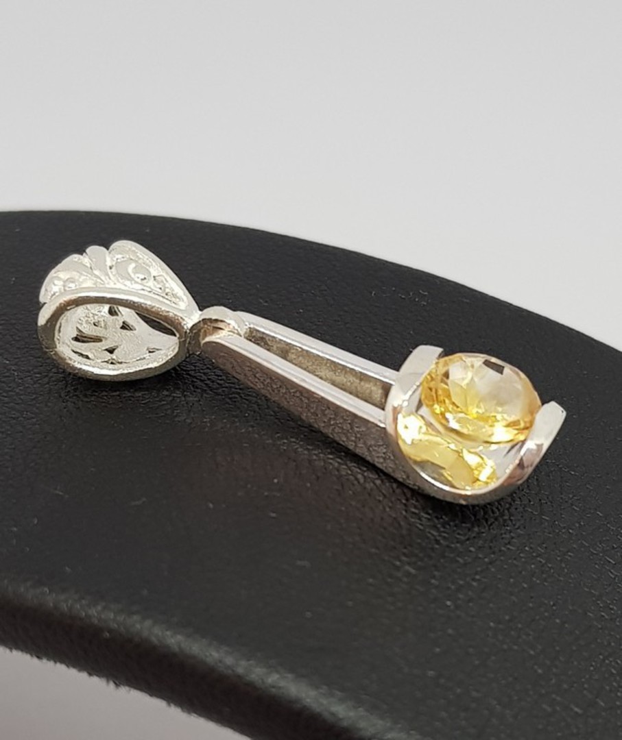 Silver pendant with citrine coloured gemstone image 1