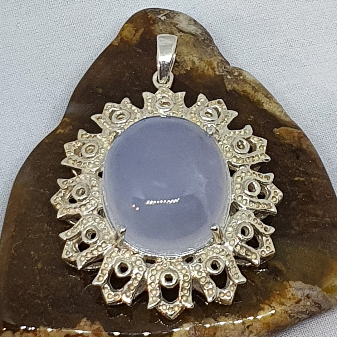 Sterling silver chalcedony pendant image 3