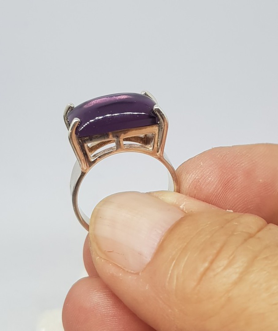 Sterling silver ring with purple fluorite gemstone - size M image 3