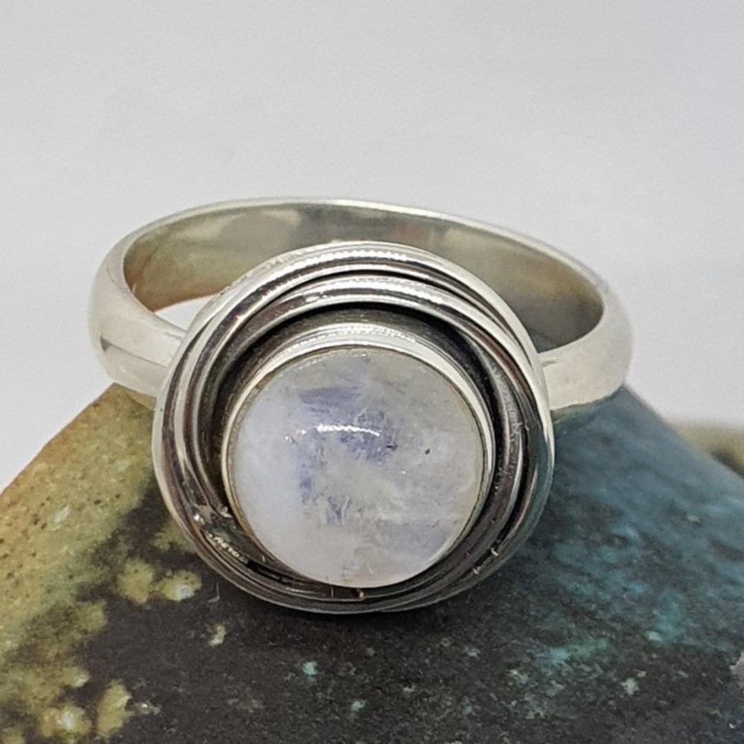 Sterling silver moonstone ring image 0