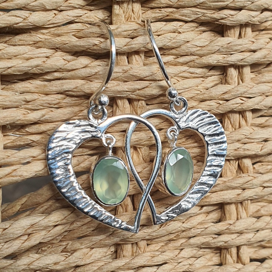 Silver chalcedony earrings, beautiful heart shape image 0