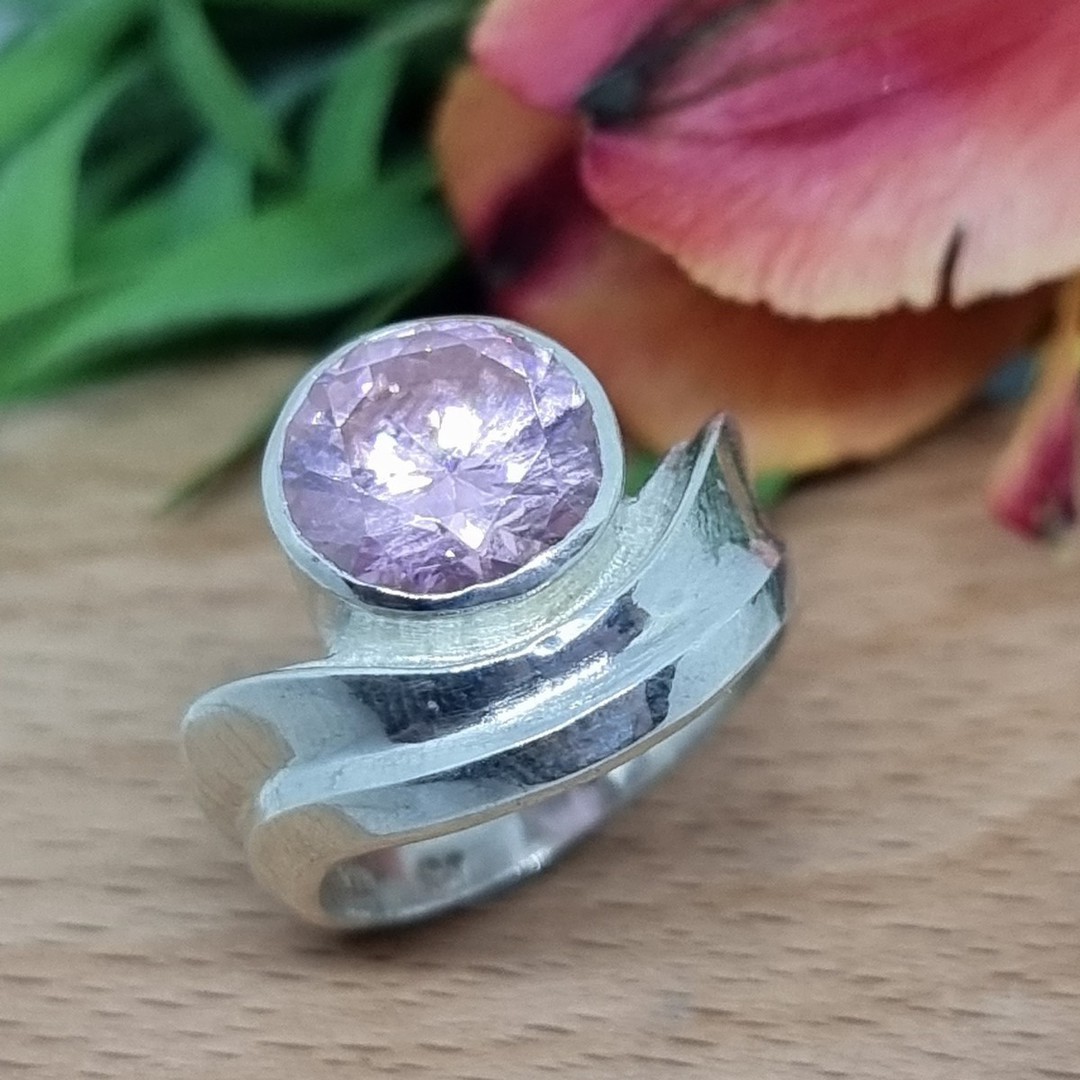 Stunning pink gemstone sterling silver ring - Size N image 1