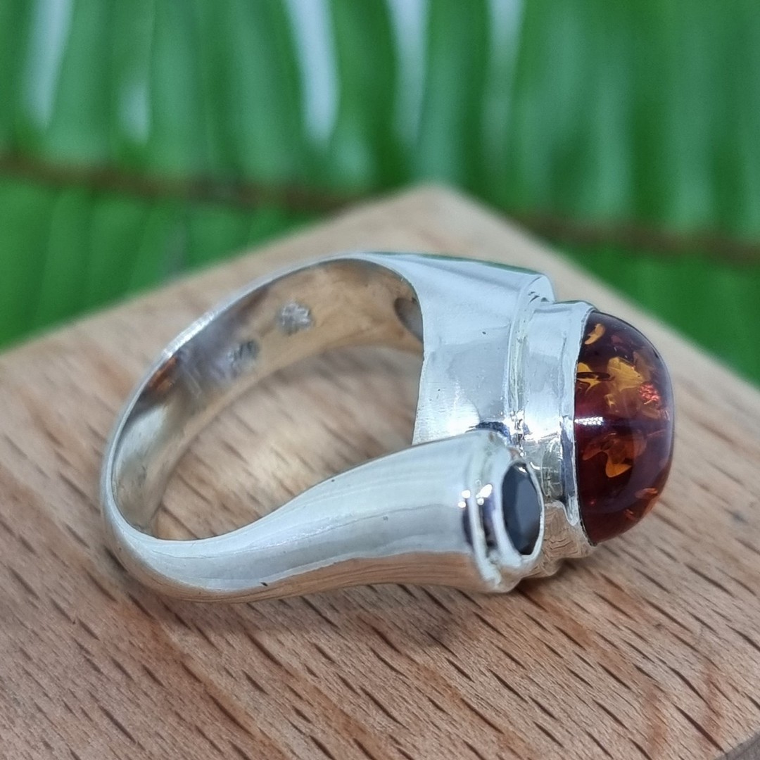 Sterling silver amber and garnet ring - size O image 5
