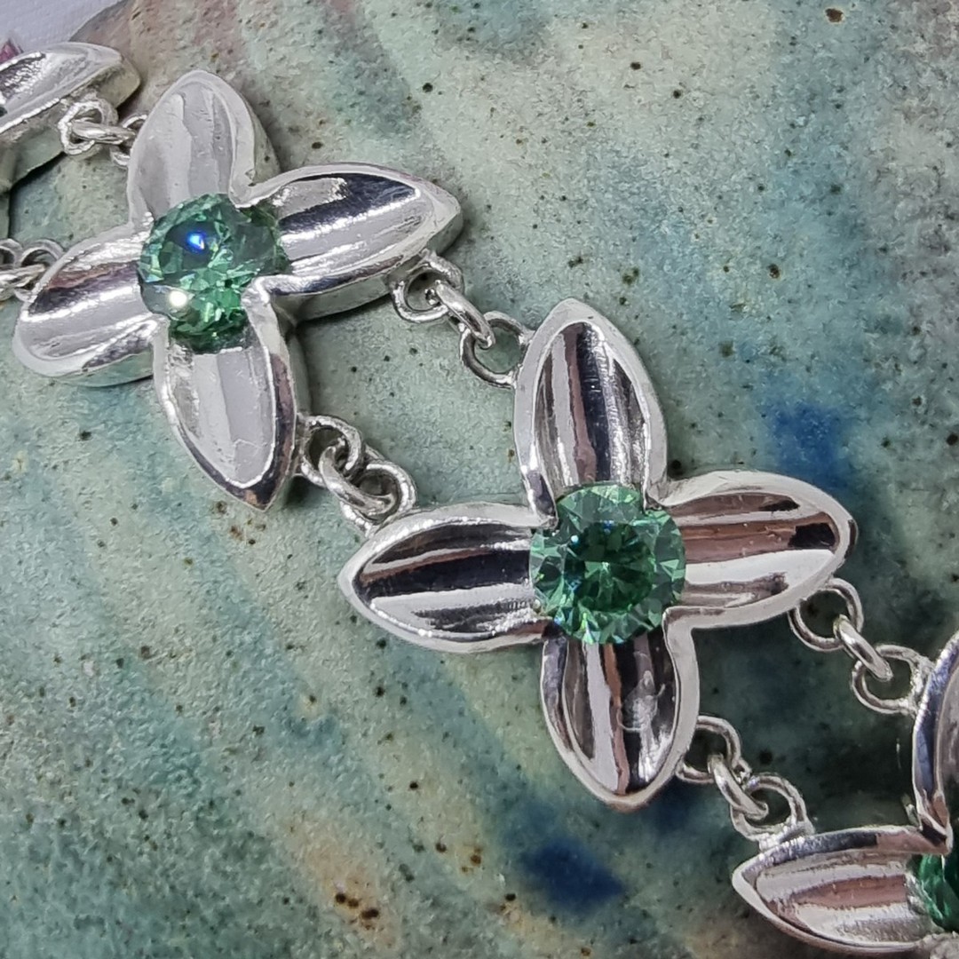 Sterling silver green gemstone bracelet image 3
