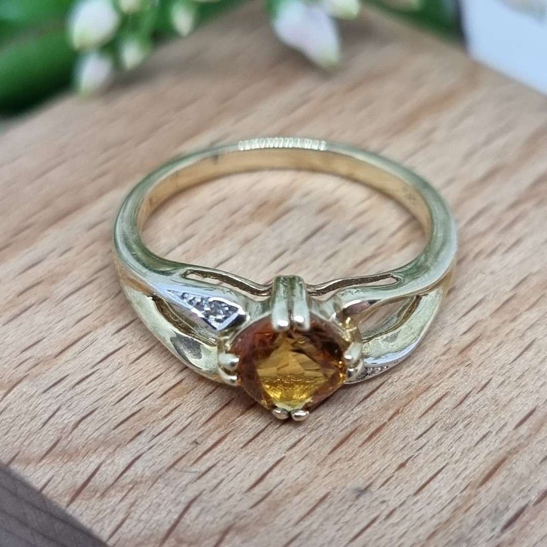 9ct yellow gold citrine and diamond ring image 2