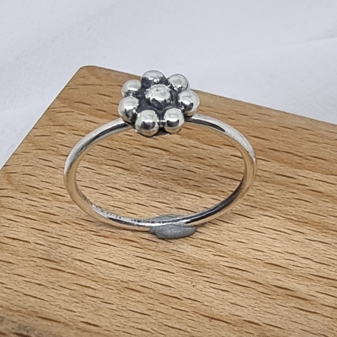Sterling silver daisy stacking ring image 0
