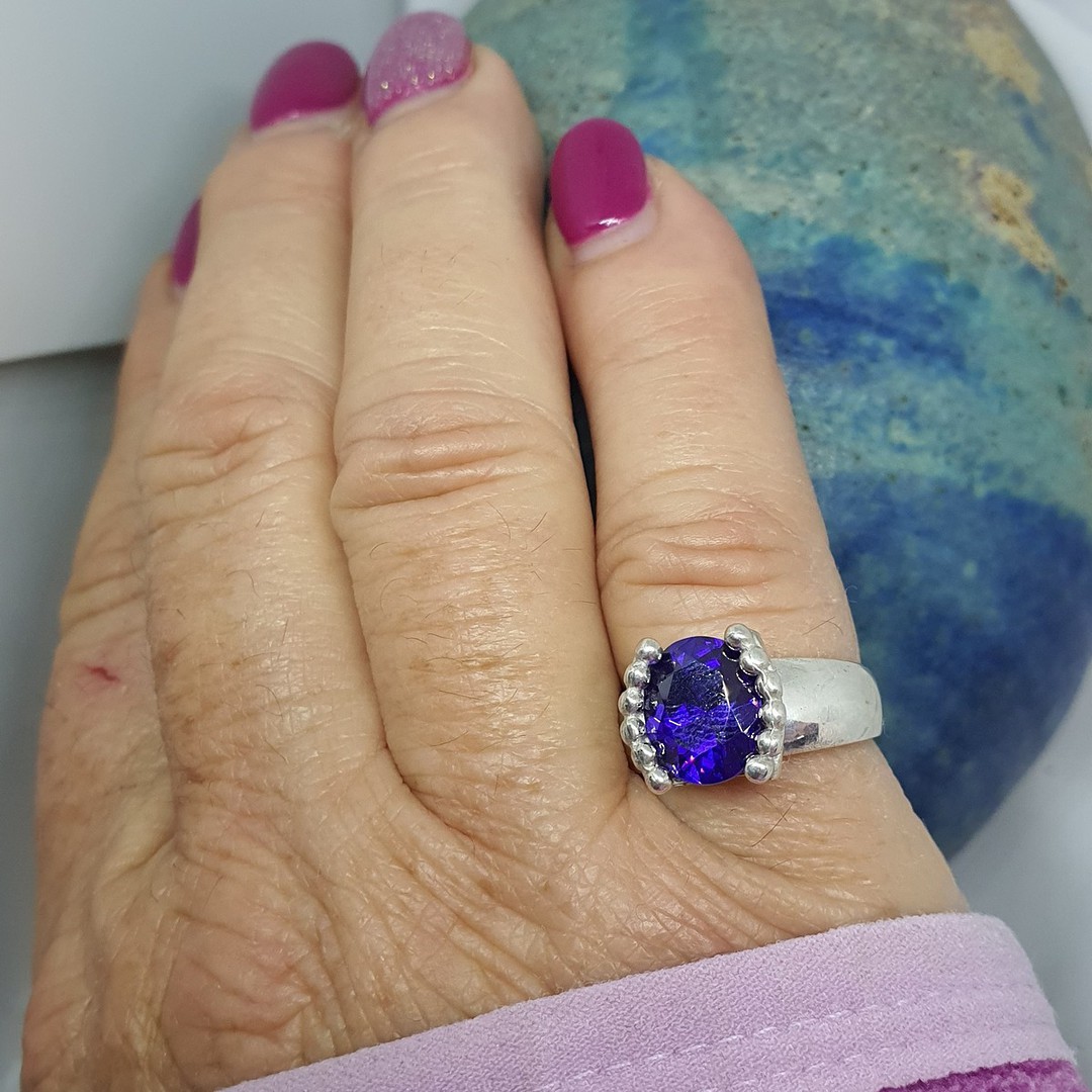 Silver ring with deep purple stone, made in NZ - Size L image 3