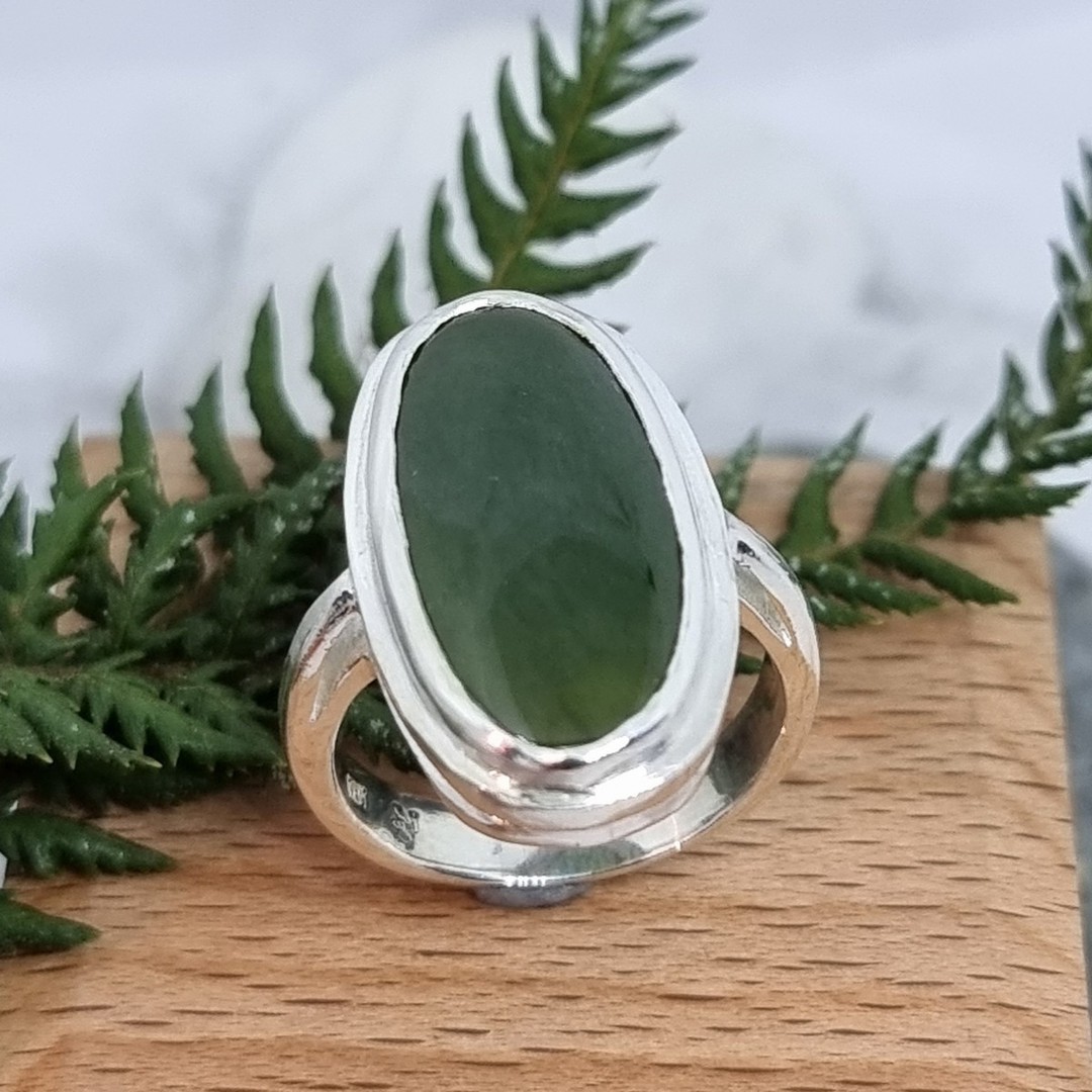 Ladies greenstone ring, made in NZ image 2